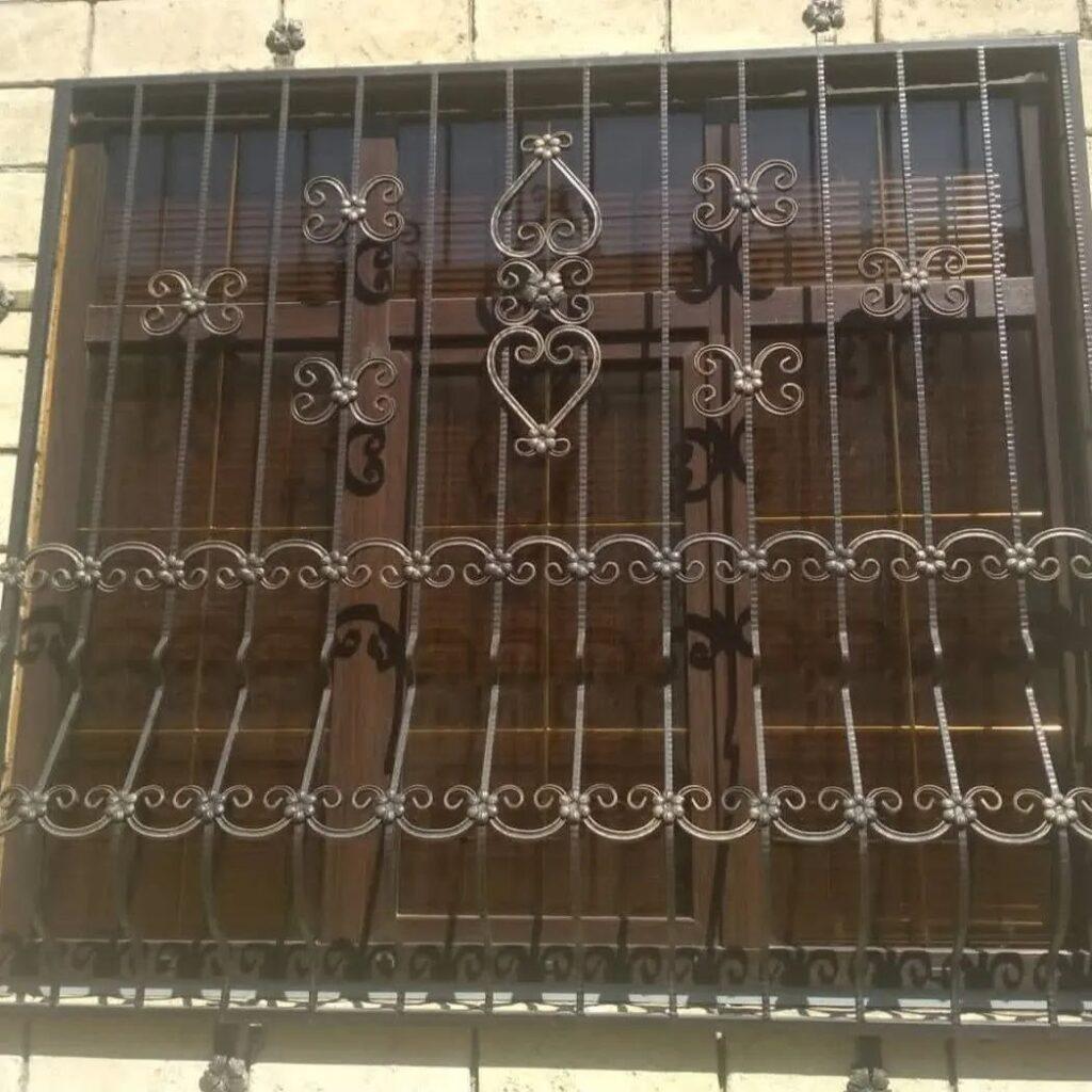 حفاظ پنجره در ایلام