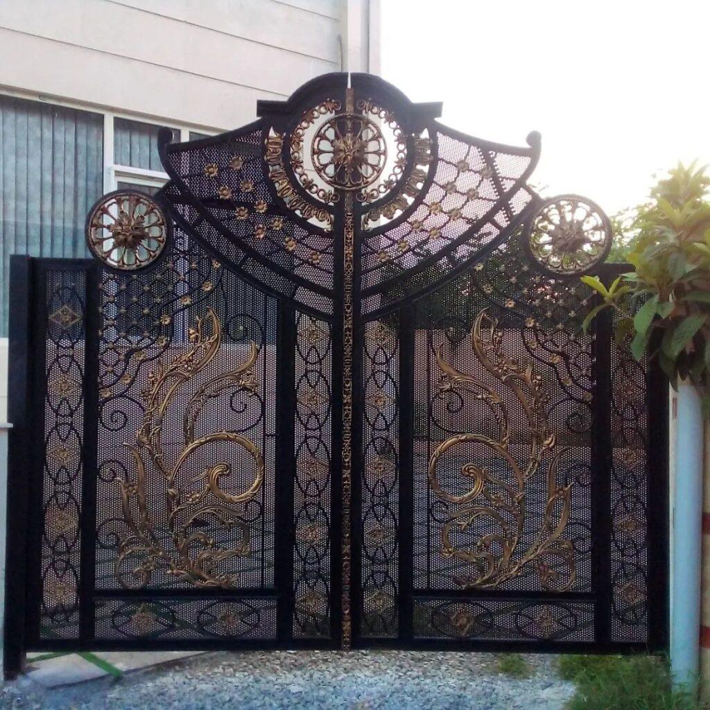 درب فرفورژه در شهر مشهد