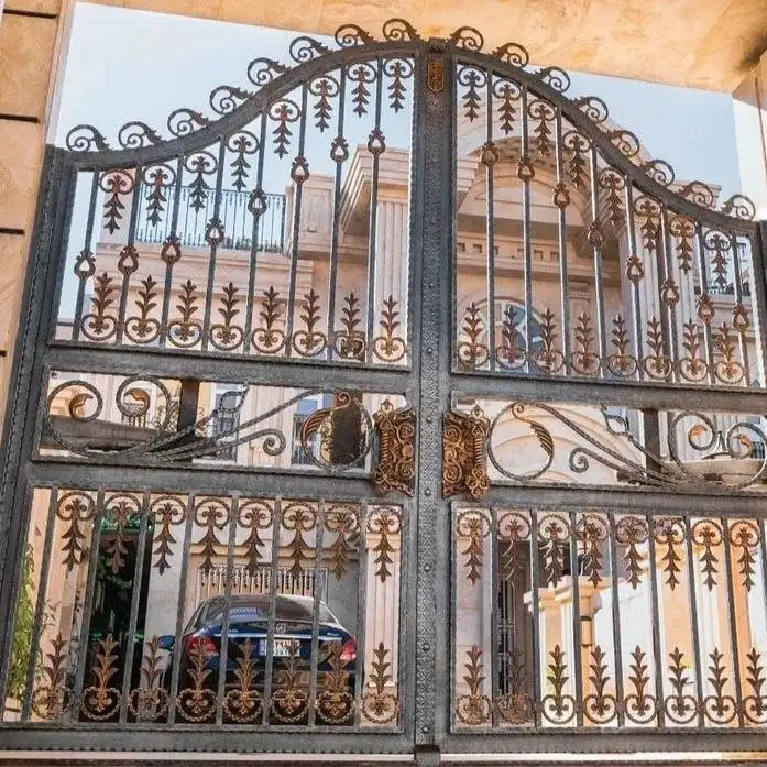 درب ورودی ساختمان ملارد