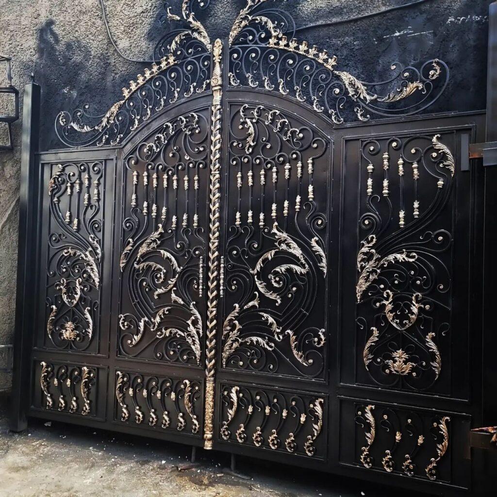 بررسی درب فرفورژه در استان گیلان