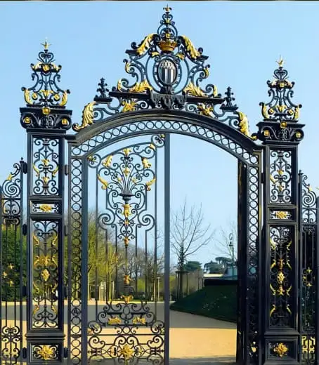 درب مدرن و شیک بندر دیلم