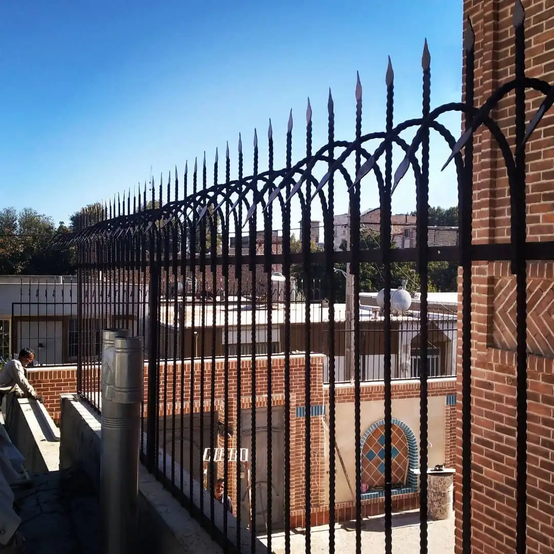 حفاظ سر نیزه ای آبشاری حفاظ سر نیزه ای آبشاری