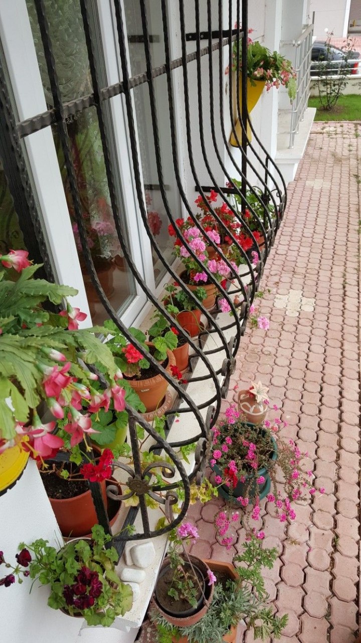 صنایع ساخت حفاظ پنجره