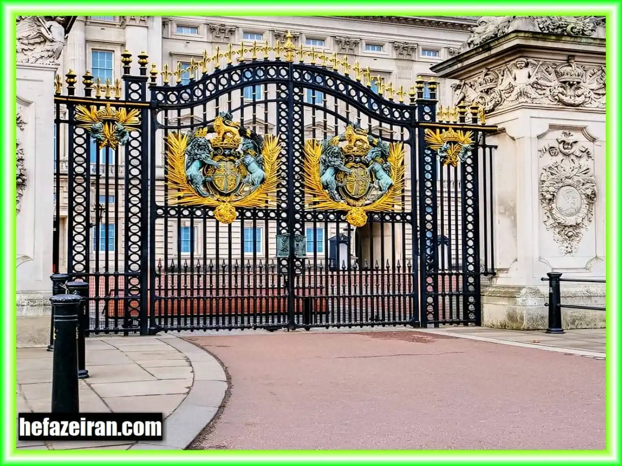 درب فلزی پارکینگ با رنگ پودری