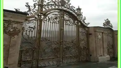 درب ورودی ساختمان