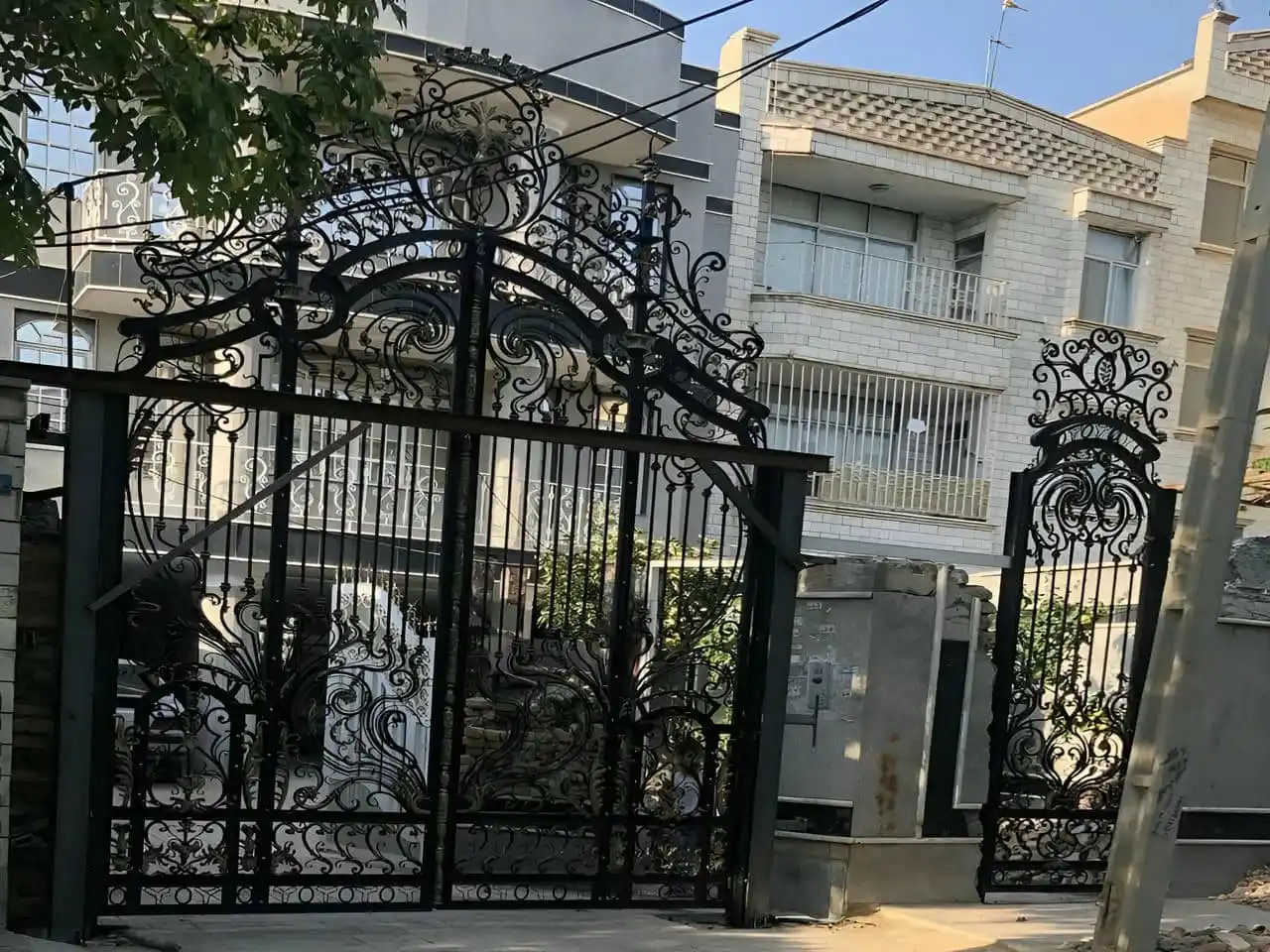 طراحی و انواع درب الیزه طراحی و انواع درب الیزه