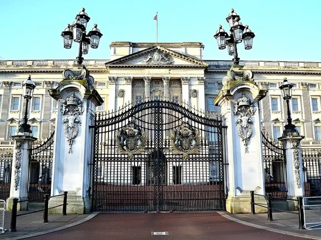 مشخصات ابعاد انواع خودروها