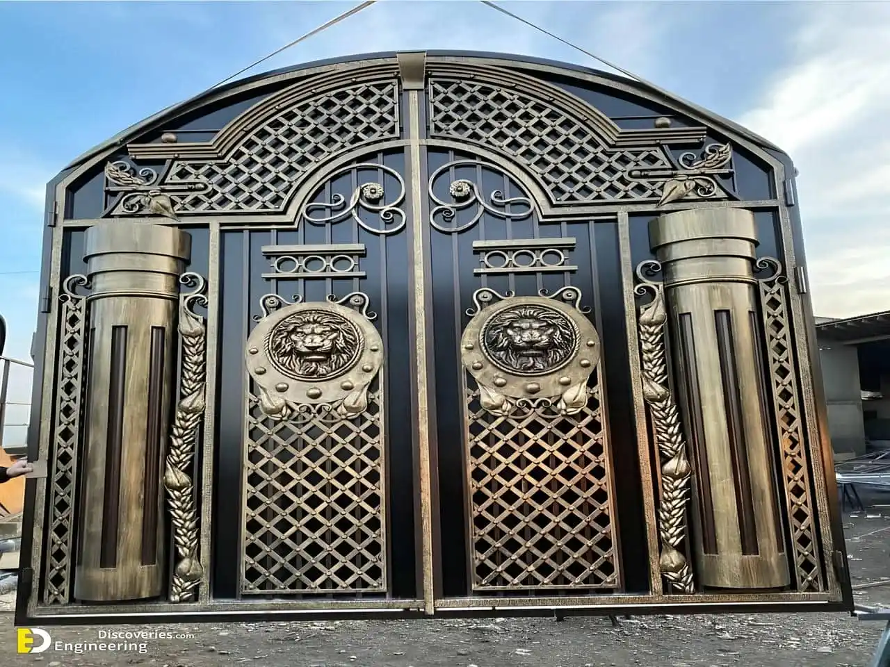 بررسی راهنمای خرید درب ویلایی