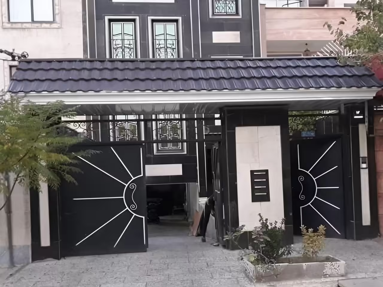 سقف آردواز پارکینگ