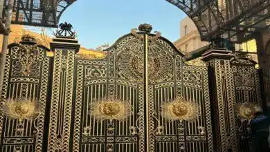 درب فلزی ساختمان چند است؟