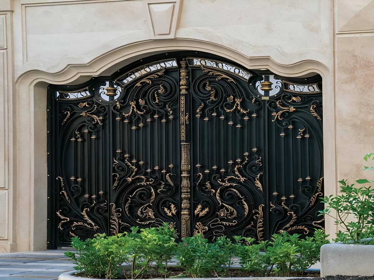 درب پارکینگ مدرن در تهران | حفاظ ایران درب پارکینگ مدرن در تهران