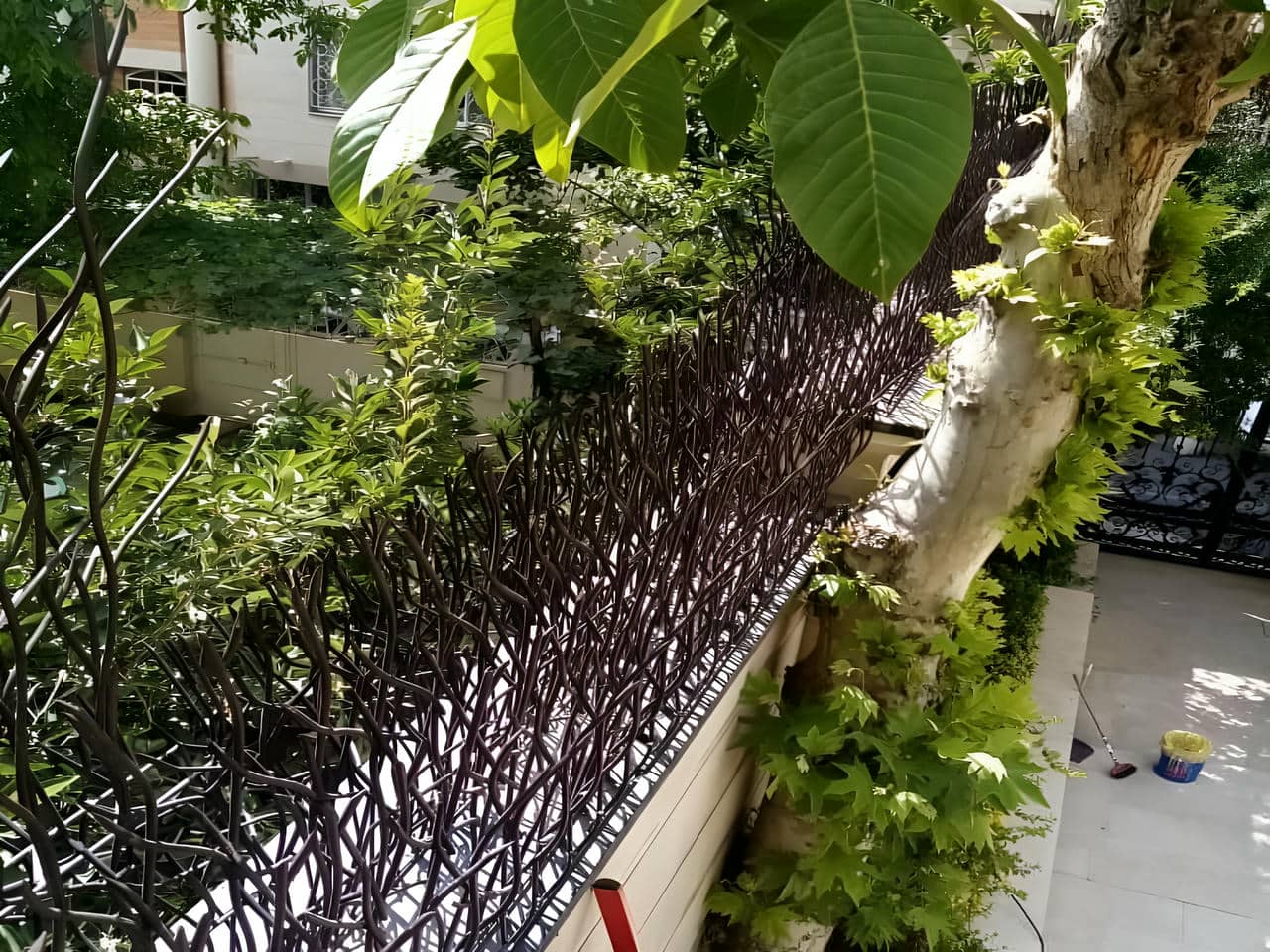 کاربردهای حفاظ شاخ گوزنی در فضاهای تجاری و صنعتی | حفاظ ایران کاربردهای حفاظ شاخ گوزنی در فضاهای تجاری و صنعتی