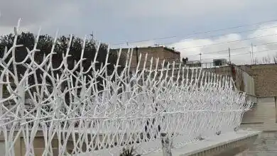 حفاظ فلزی دیوار حیاط ویلا