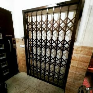 درب آکاردئونی ۴ گل