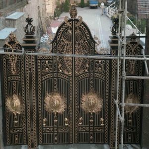 مدل های طراحی و ساخت درب پارکینگ