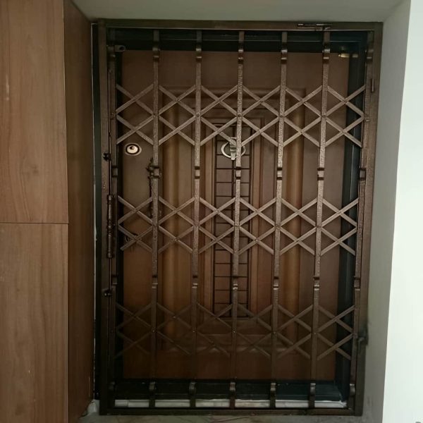 قیمت درب آکاردئونی ۳ گل تسمه ۲ سانتی متر