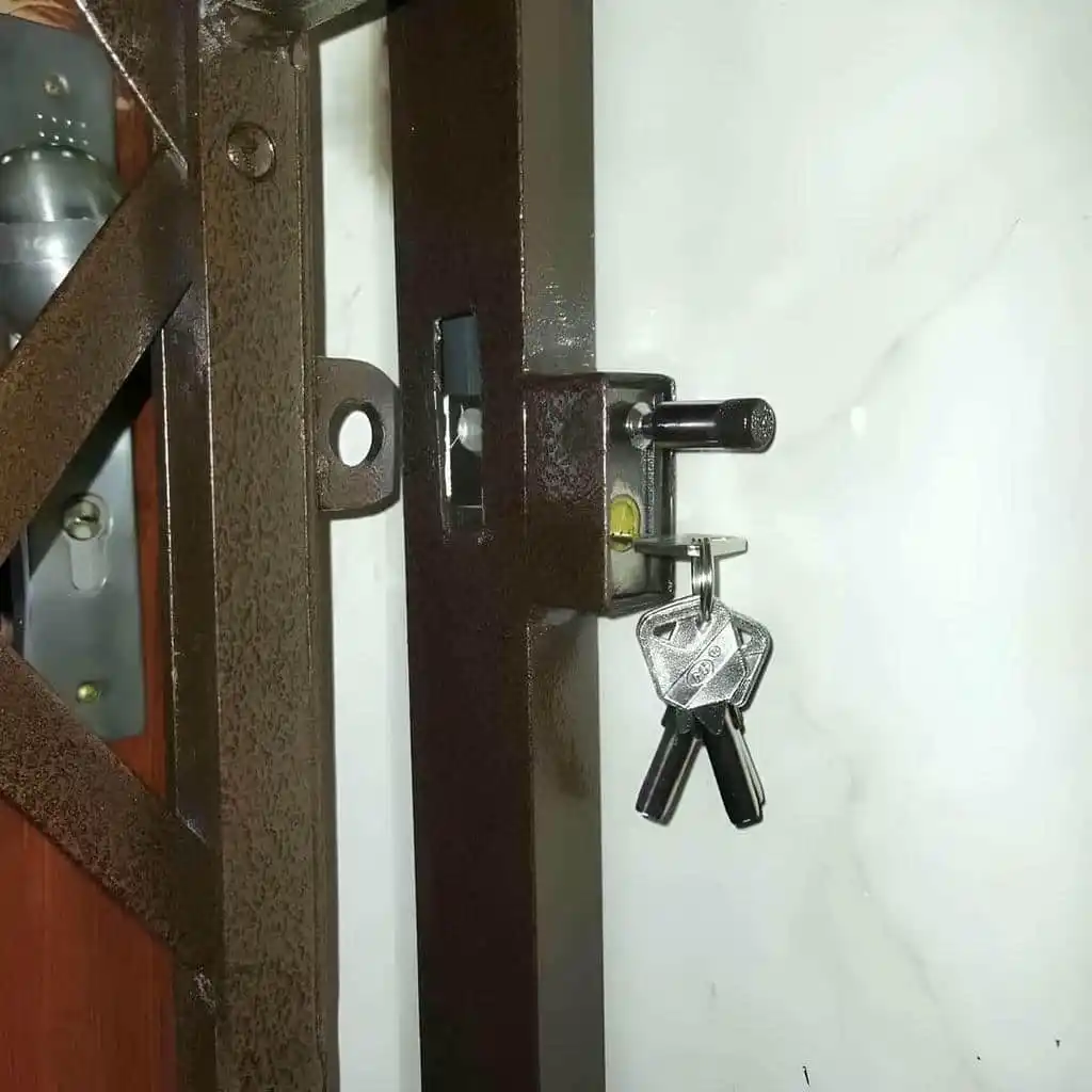 قفل مخفی درب آکاردئونی قفل مخفی درب آکاردئونی