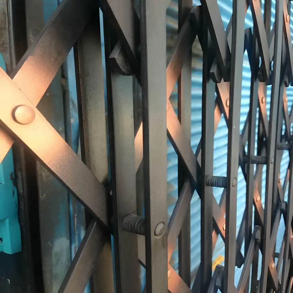 نولیدکننده درب آکاردئونی تمام گل دوبل چهار جداره