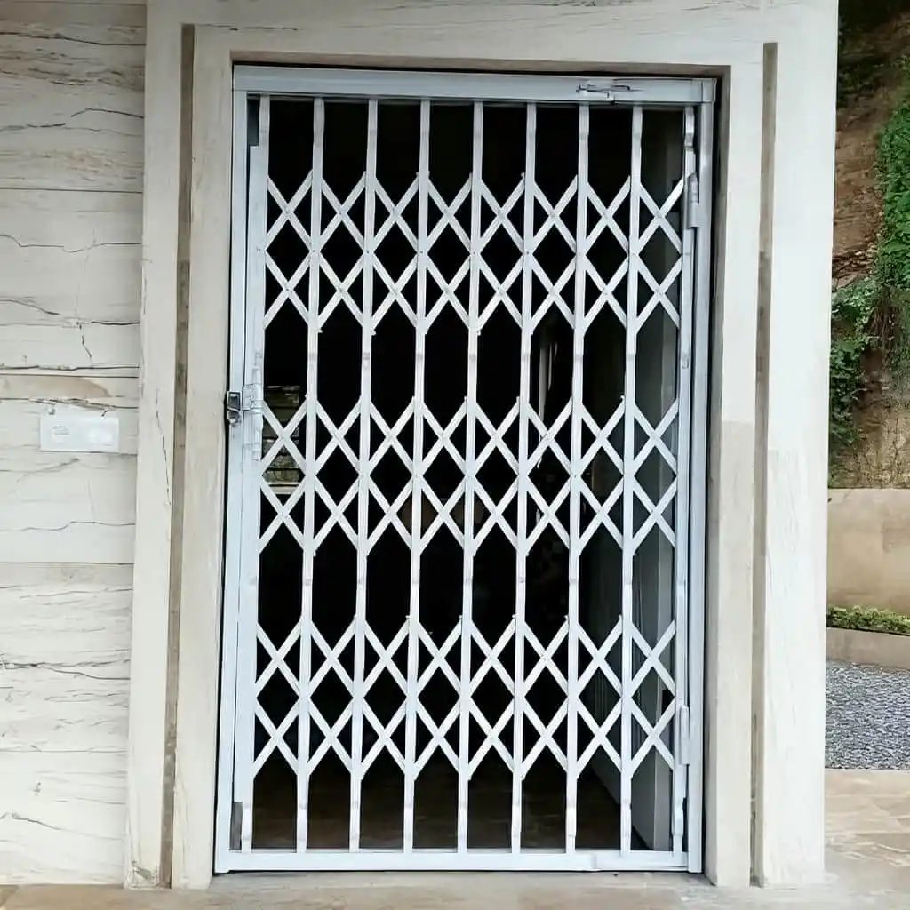 قیمت درب آکاردئونی ۳ گل تسمه ۲ سانتی متر