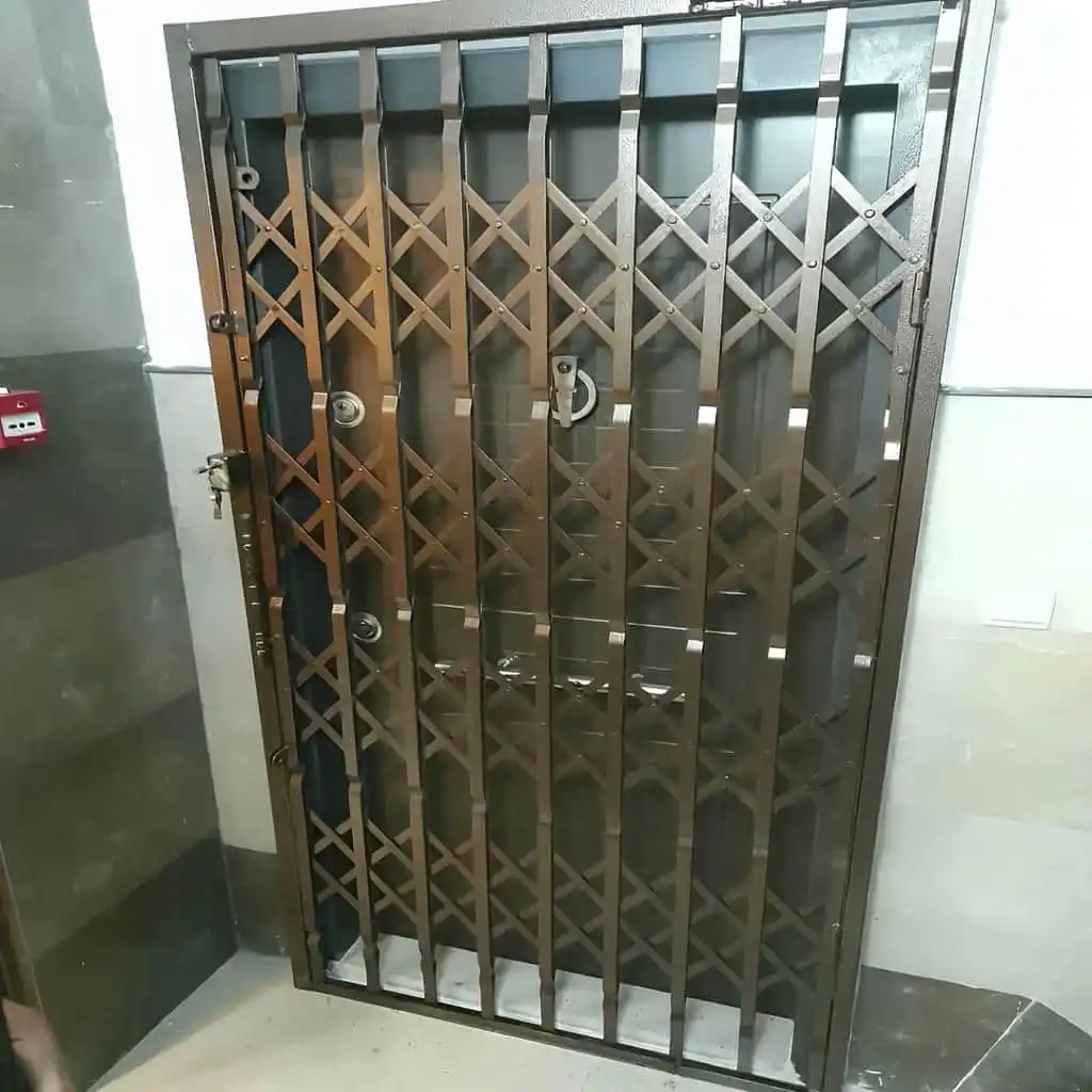 قیمت درب آکاردئونی ۴ گل