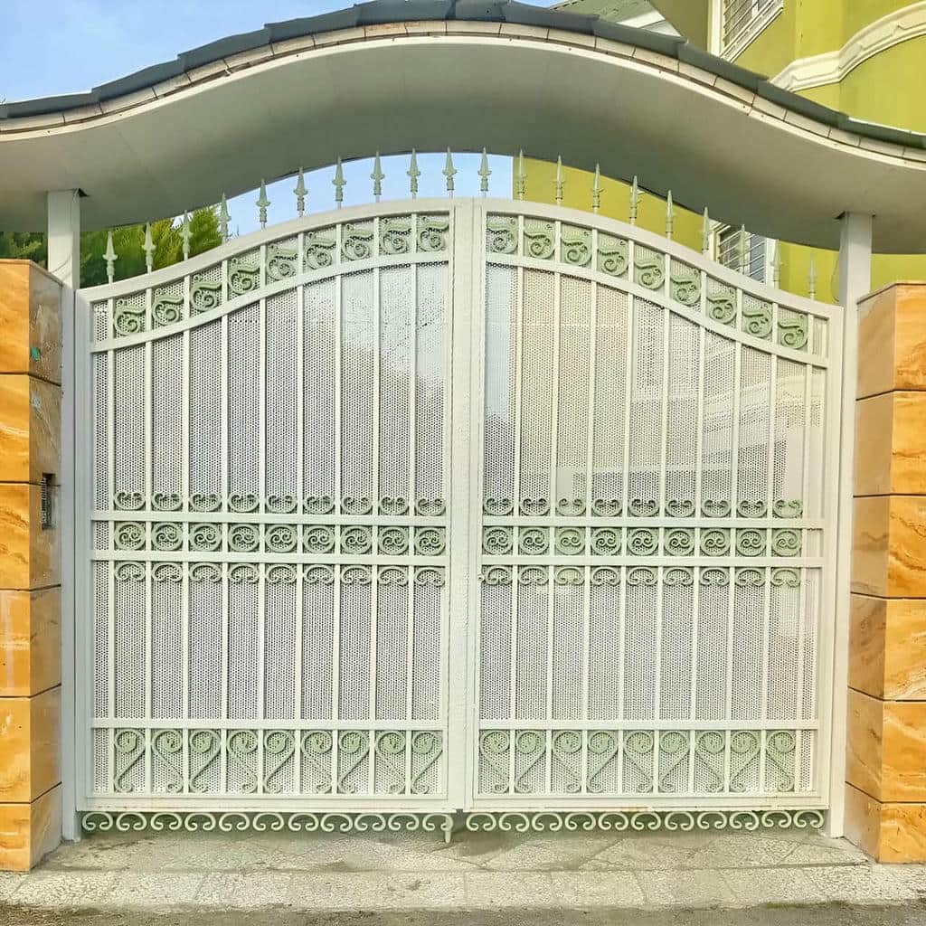 خرید درب فلزی مدل انگلیسی