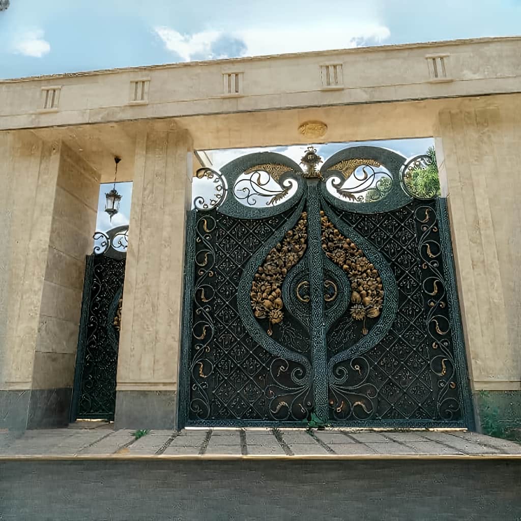 خرید درب فلزی مدل دسته گل