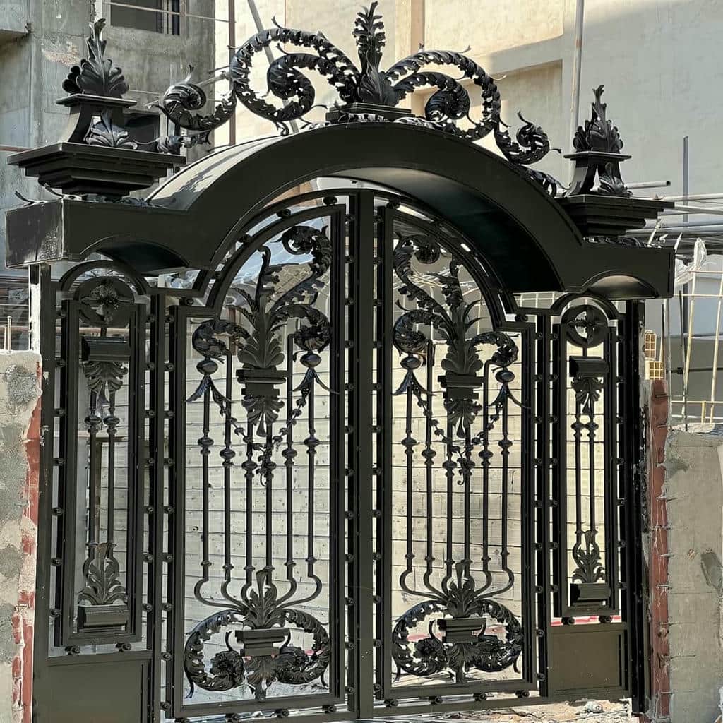 قیمت درب فرفورژه قیمت درب فرفورژه