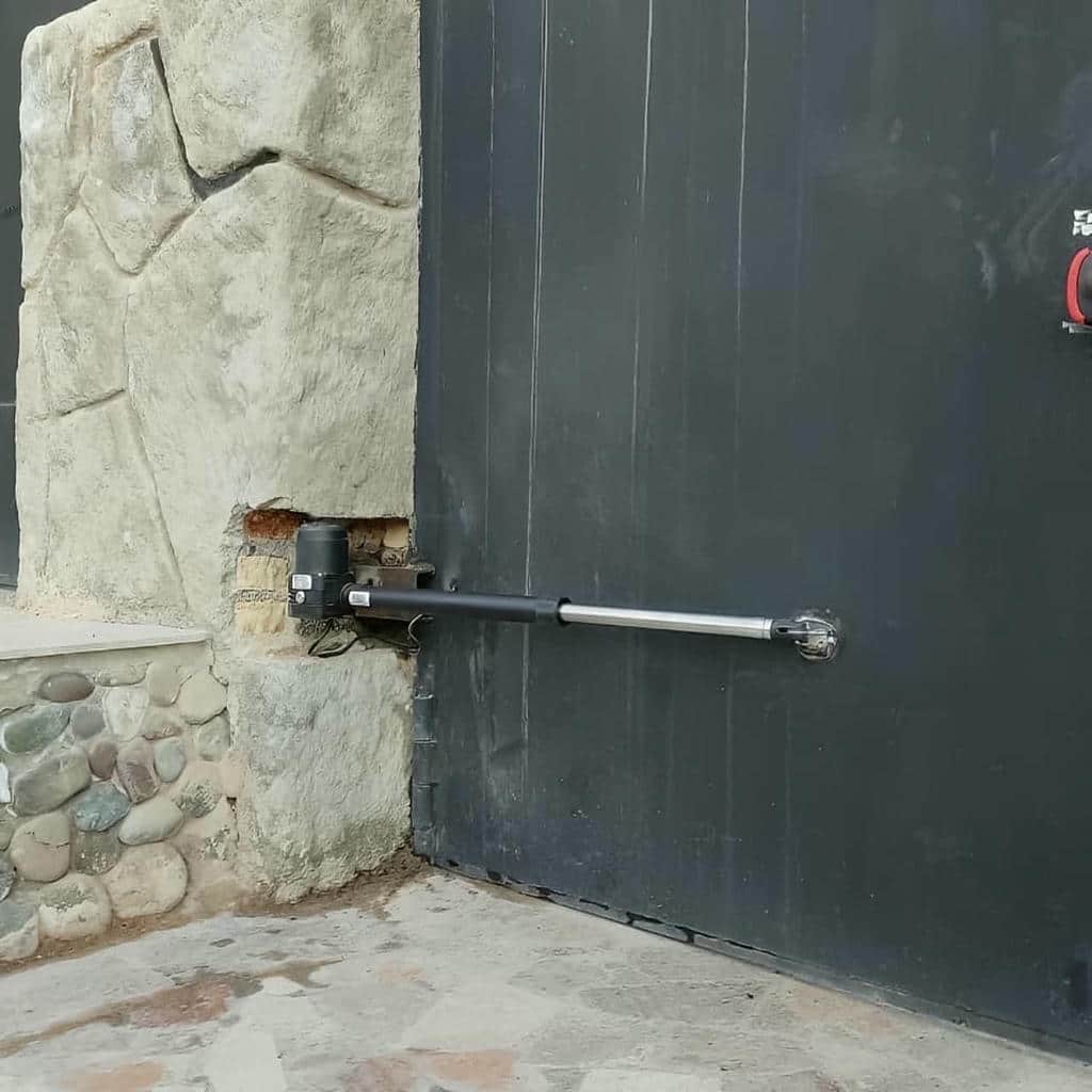 نصب جک درب پارکینگ اتوماتیک اصولی در آبسرد