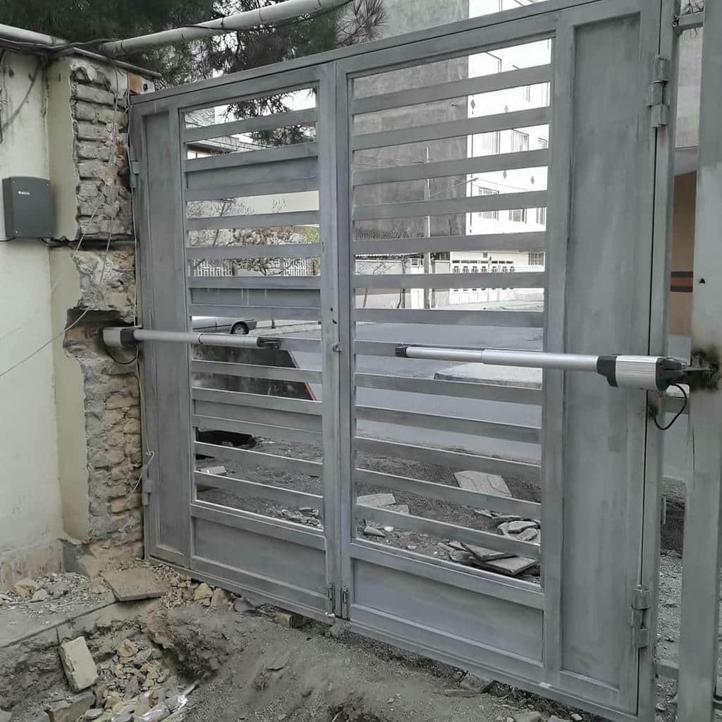 نصب جک درب پارکینگ اتوماتیک اصولی در قزوین