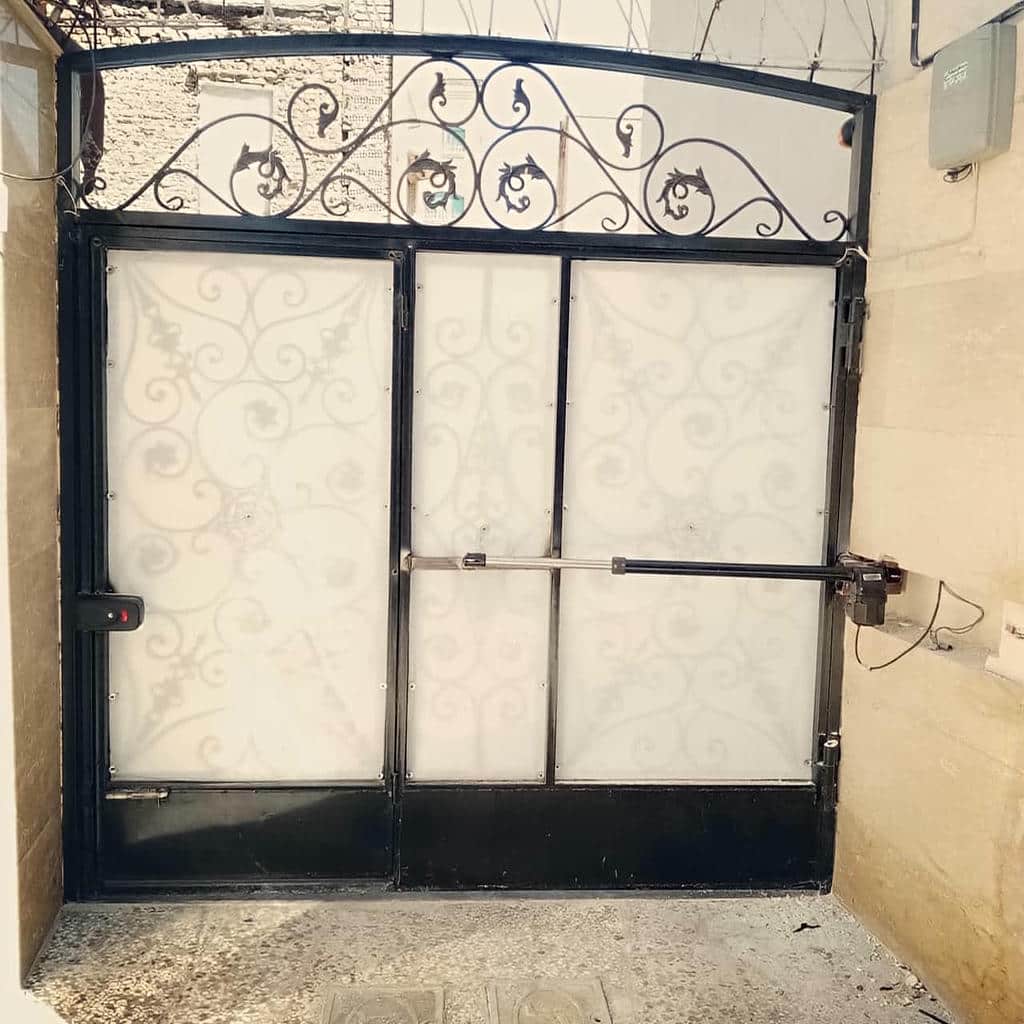 نصب جک درب پارکینگ اتوماتیک اصولی در فشم