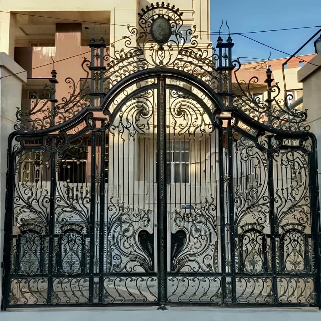 خرید درب حیاط ویلایی ساده در بومهن