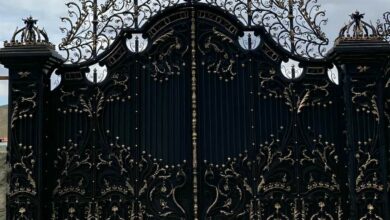 درب حیاط در اردبیل