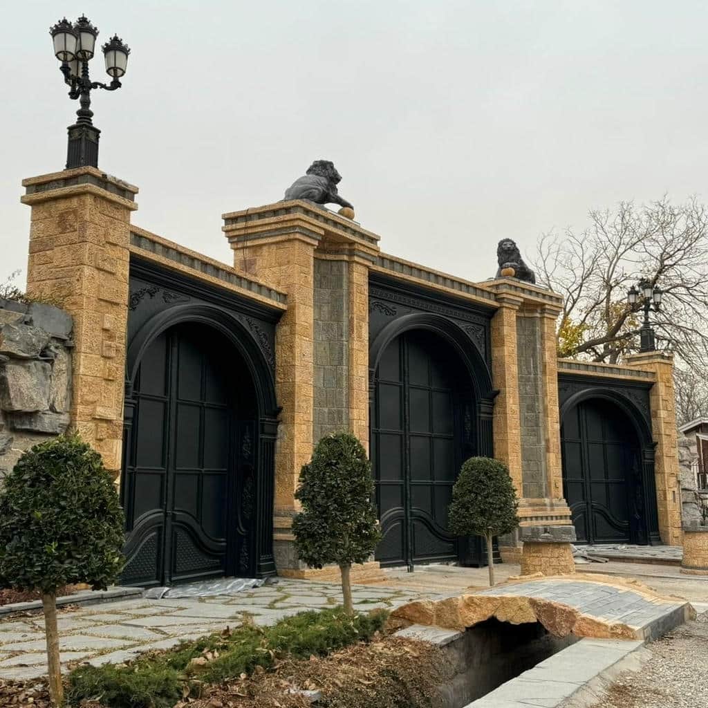 خرید درب حیاط رنگ کوره ای در ساوه خرید درب حیاط رنگ کوره ای در ساوه