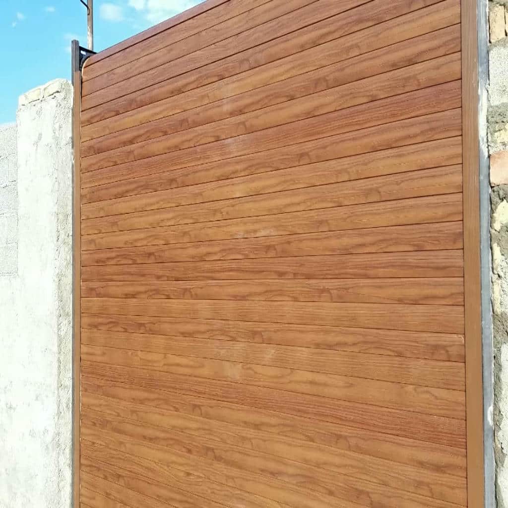 نصب کرکره برقی پارکینگی در کمال شهر