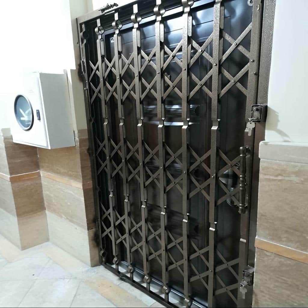 قیمت درب آکاردئونی سه گل در مریوان