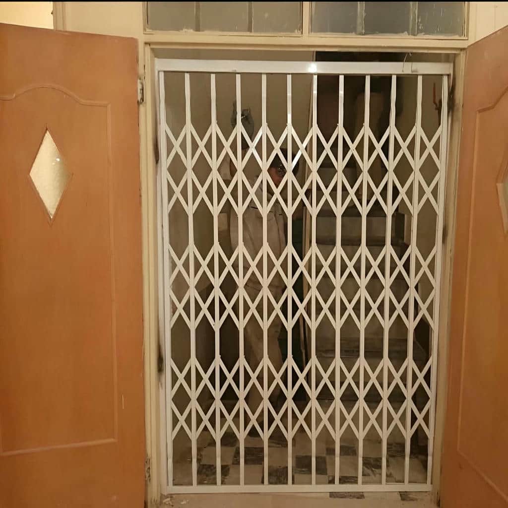 نصب درب آکاردئونی چهارگل در چابهار نصب درب آکاردئونی چهارگل در چابهار