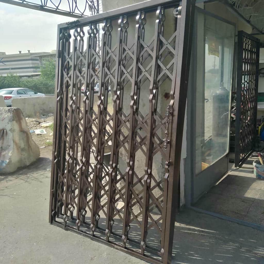 قیمت درب آکاردئونی سه گل در شهرکرد
