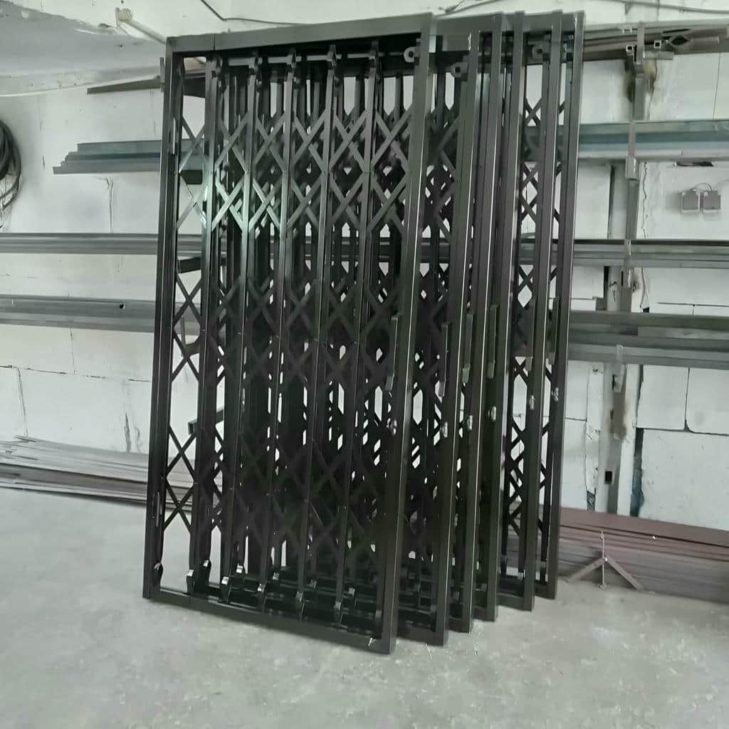 قیمت درب آکاردئونی سه گل در نیشابور