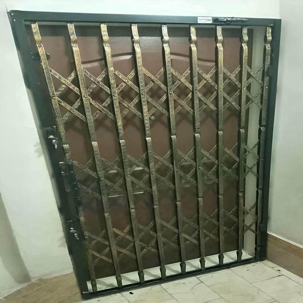 قیمت درب آکاردئونی سه گل در بومهن