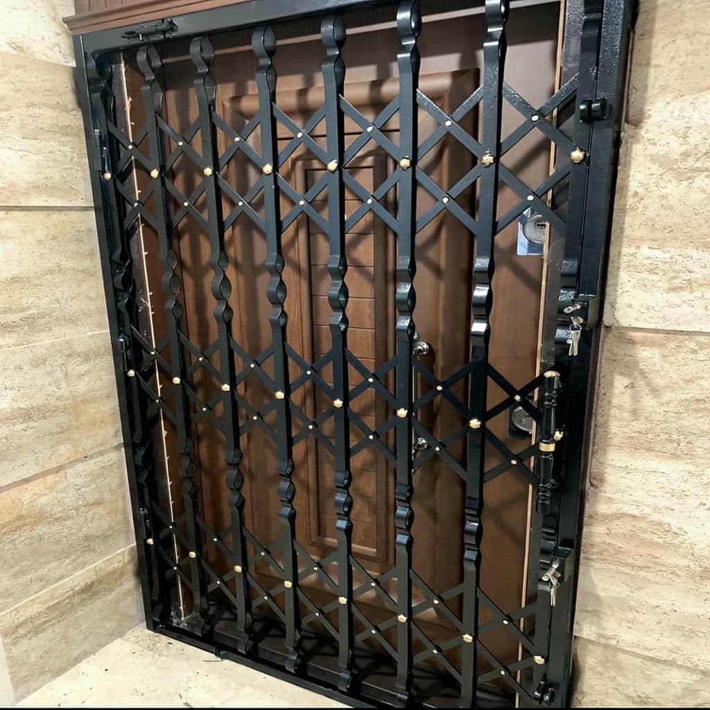 کارخانه درب آکاردئونی فولادی در خرم آباد