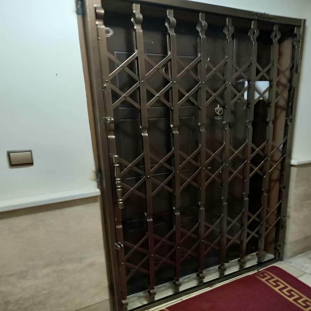 فروش درب آکاردئونی تمام گل در استان مازندران فروش درب آکاردئونی تمام گل در استان مازندران