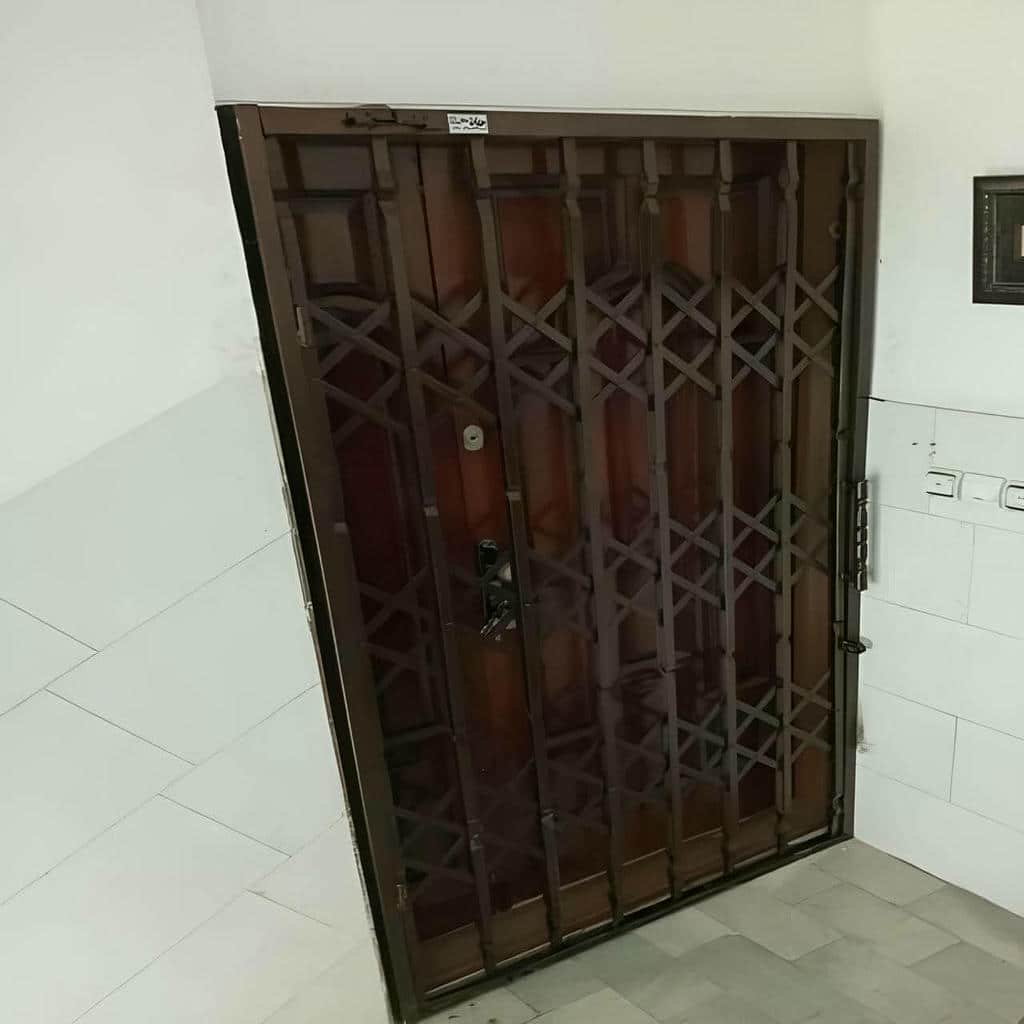 درب آکاردئونی در کیش