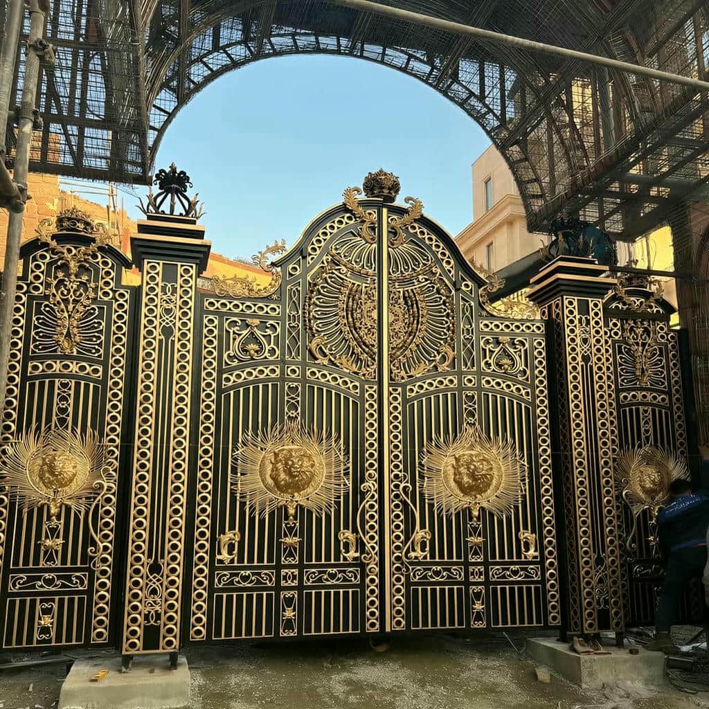 کارخانه درب حیاط ویلایی یراق استاندارد در طالقان