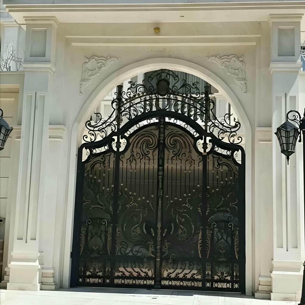 درب حیاط در بندر بوشهر