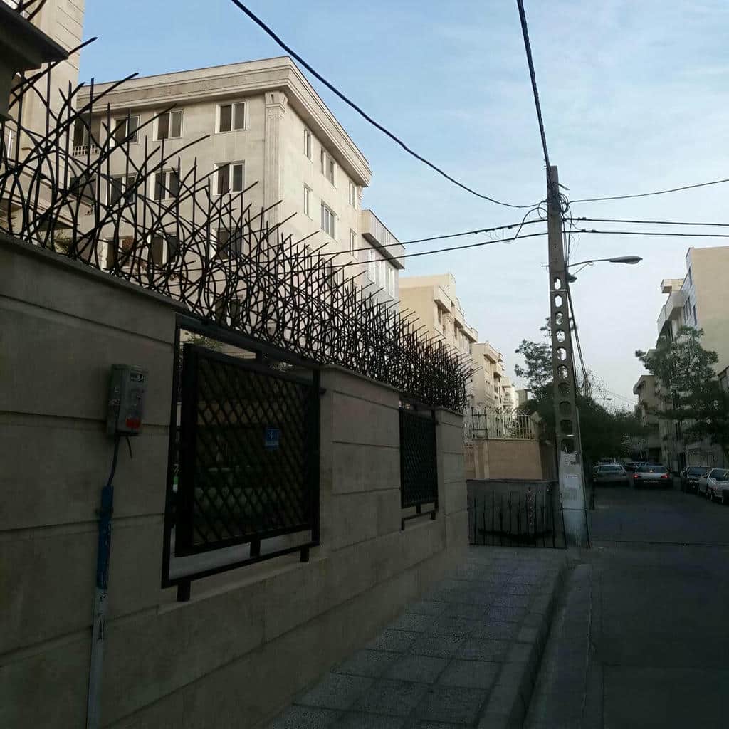 نصب حفاظ شاخ گوزنی تراکم بالا در شهرکرد