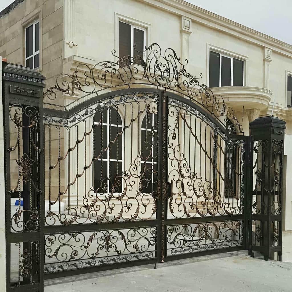 نصب درب حیاط مدرن در ارومیه