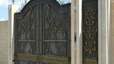 درب حیاط در نیشابور