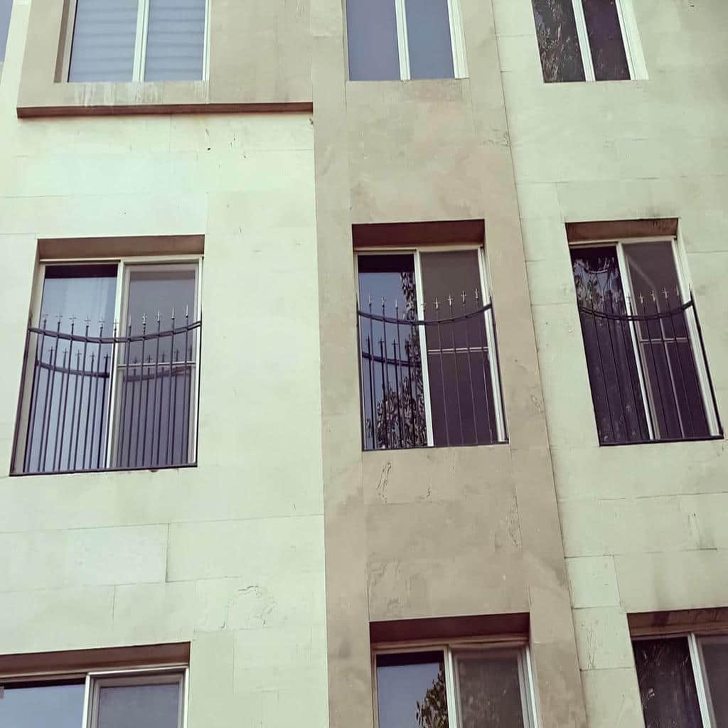 نصب حفاظ پنجره ویلایی در ساوه