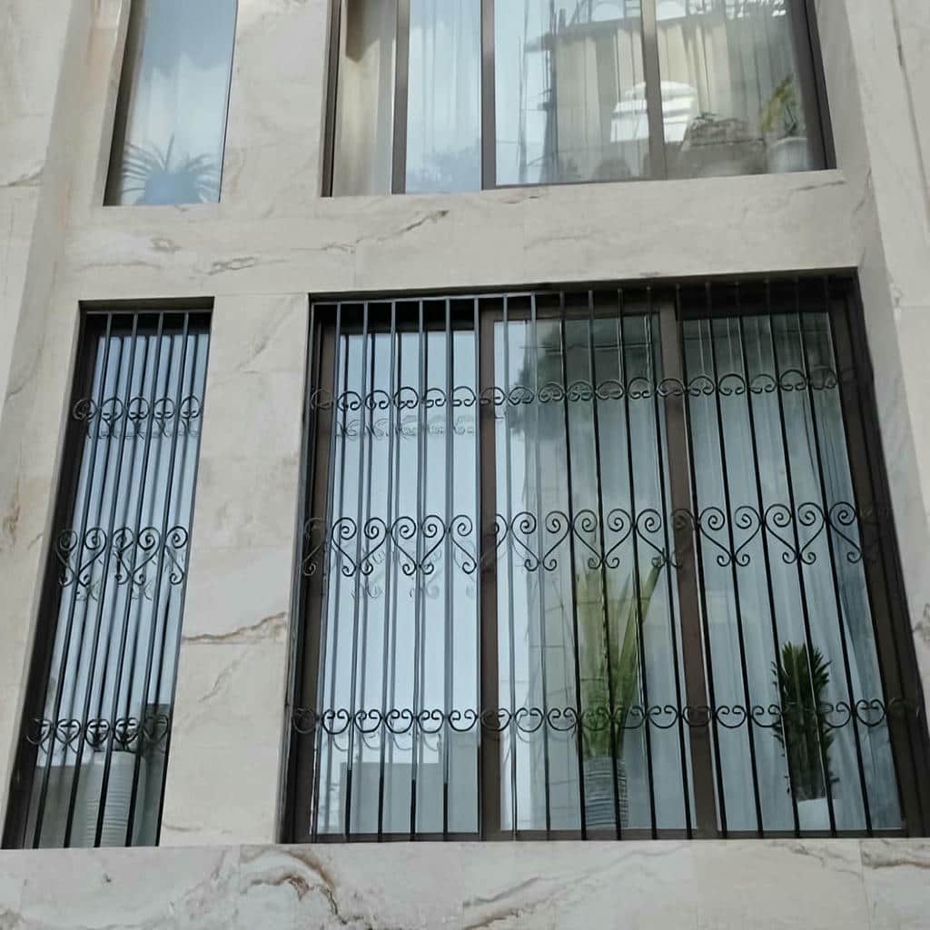 نصب حفاظ پنجره ویلایی در ایرانشهر