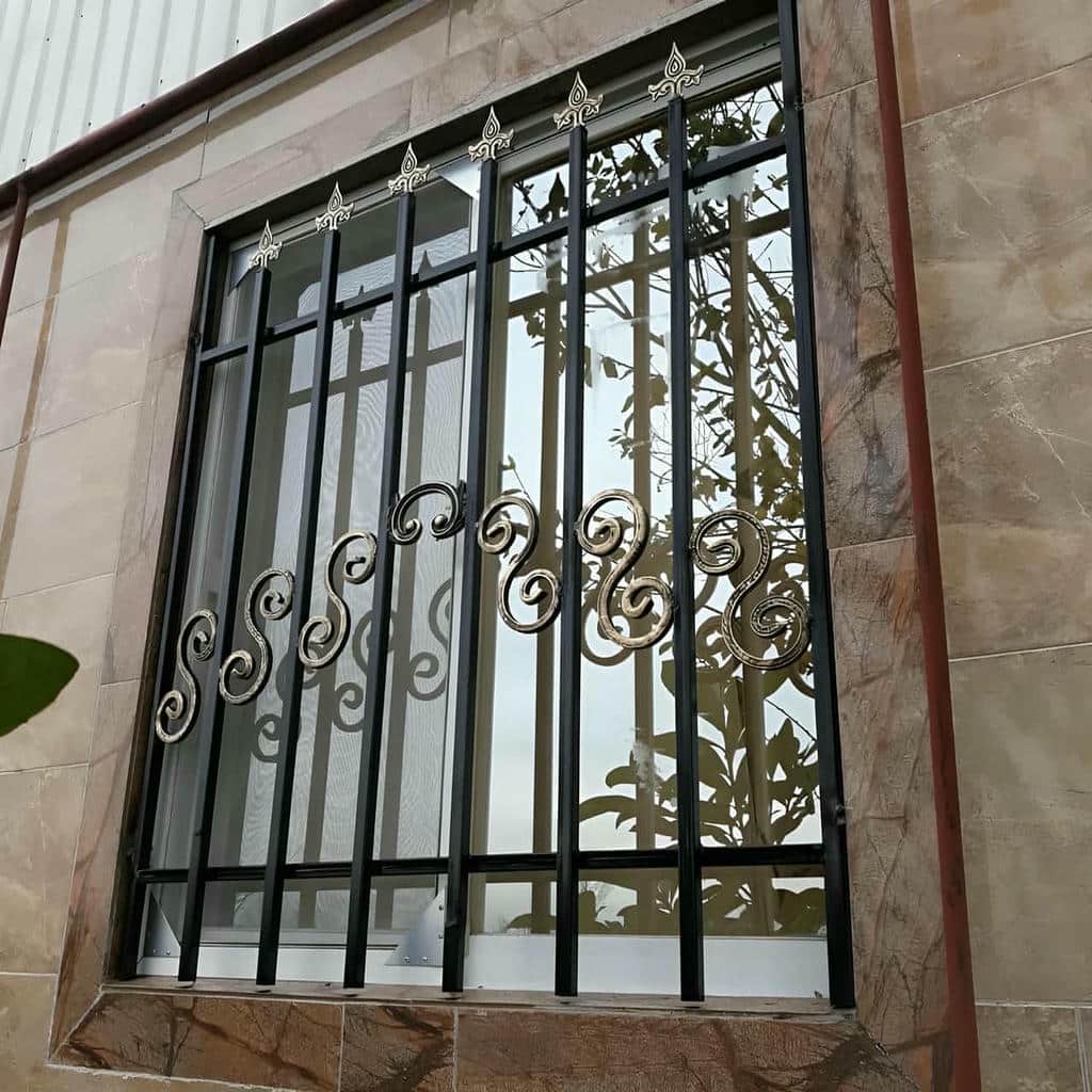 نصب حفاظ پنجره ویلایی در یاسوج